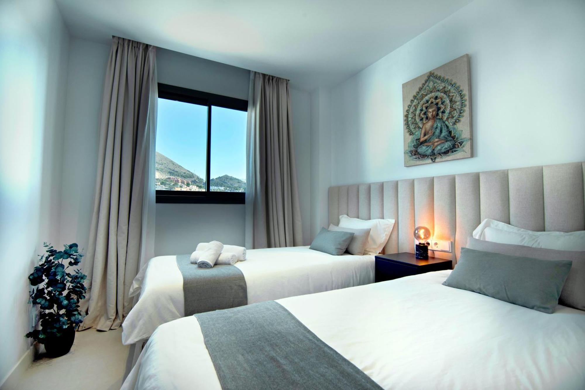 Apartment Mara's Higueron West - Mediterranean Style - & Golf - Large Sunny Terrace !!!! Fuengirola